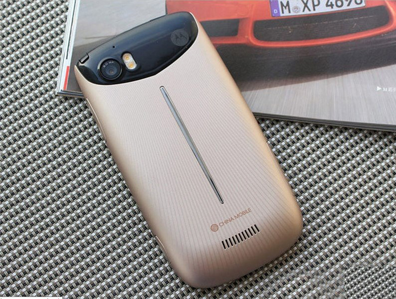 motorola/摩托罗拉 mt870 crush 双核 移动3g 光速金色